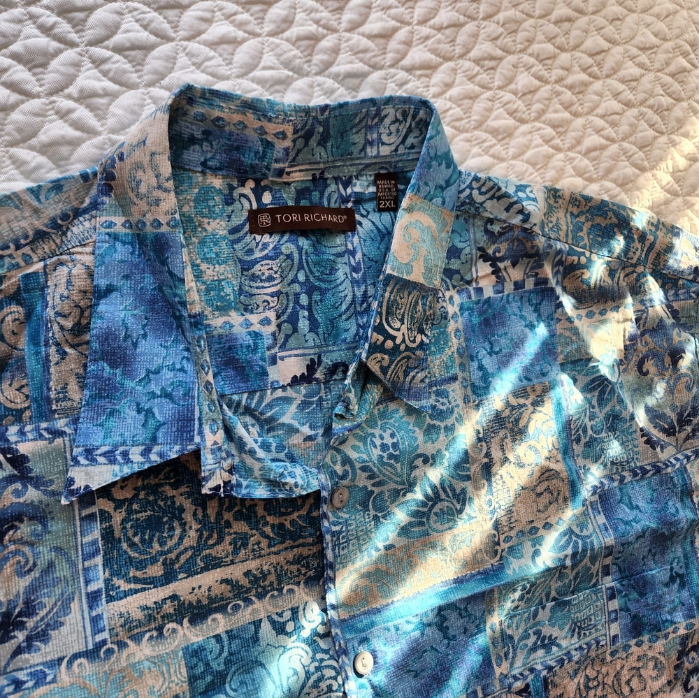 Tori Richard Blue Patterned Casual Button Down Shirt - Picture 3 of 7